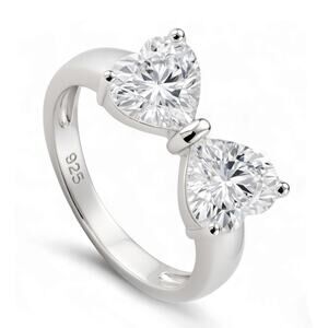 NWT Fashion Women's 925 Sterling Silver Clear Cubic Zirconia Bow Heart Cut Ring